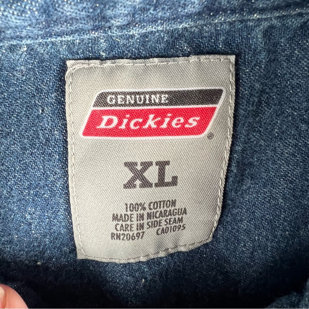 Dickies Men's Sz XL Long Sleeve Denim Shirt Button Down Front Pocket Durable - Picture 9 of 12